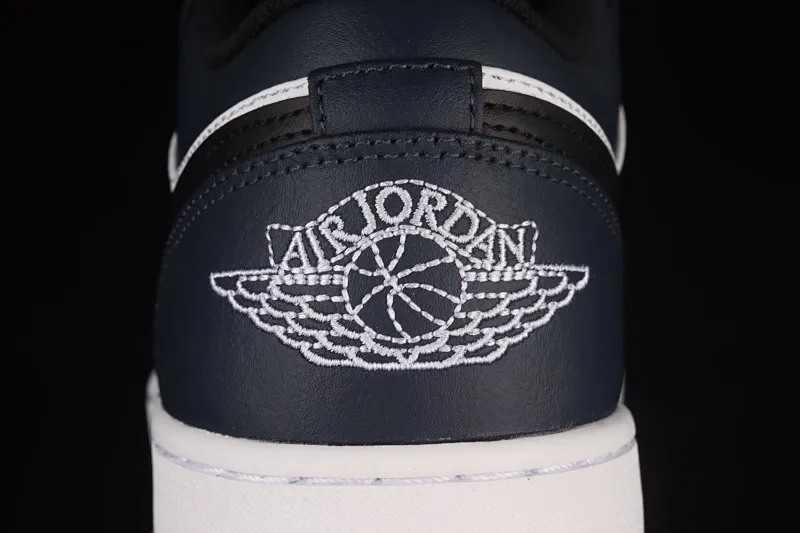 All categories Air Jordan Jordan series basketball shoes Air Jordan 1 Low G version pure original Air Jordan 1 Low "Dark Teal" AJ1 Qiao 1 Qinglan low-top cultural and leisure sports sneakers 553558-411